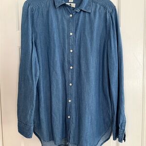 LOFT ladies Casual Blue Button Down Shirt